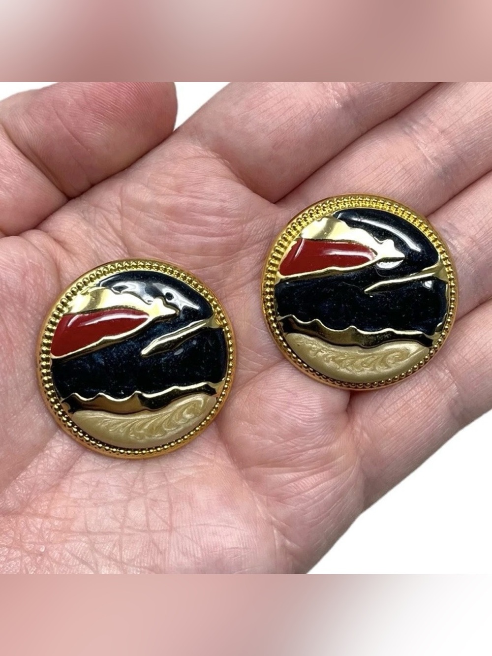 Vintage Unsigned Gold Tone & Enamel Post Pierced Round Earrings Nautical Retro